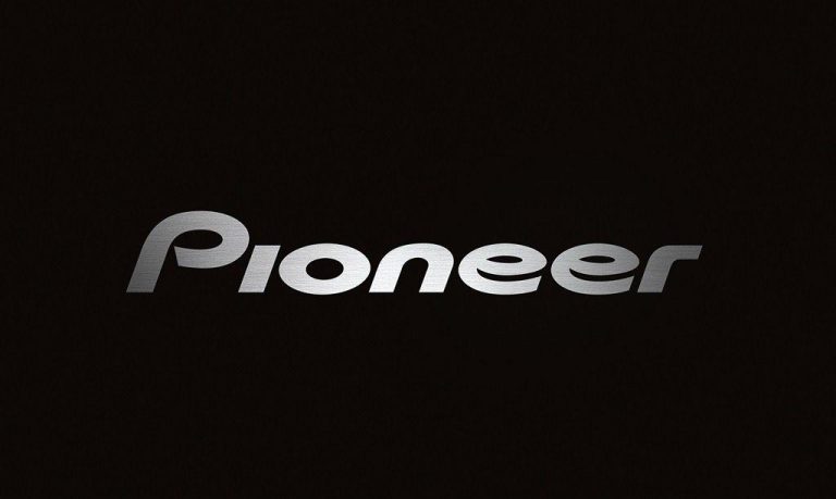 Pioneer introduceert vier hoofdtelefoons