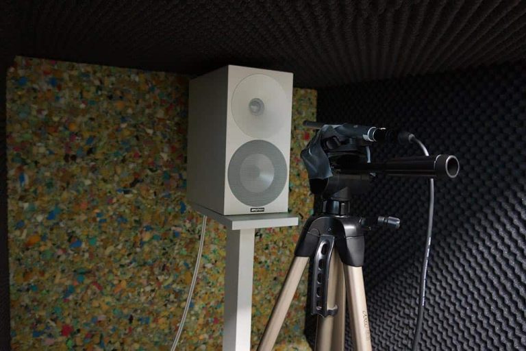 Eerste proeven met metingen monitor-speakers